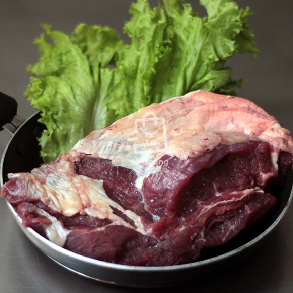 

Daging Has Luar / Mracang Market