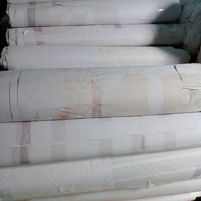

Kertas doc/alas ayam boiler tebal