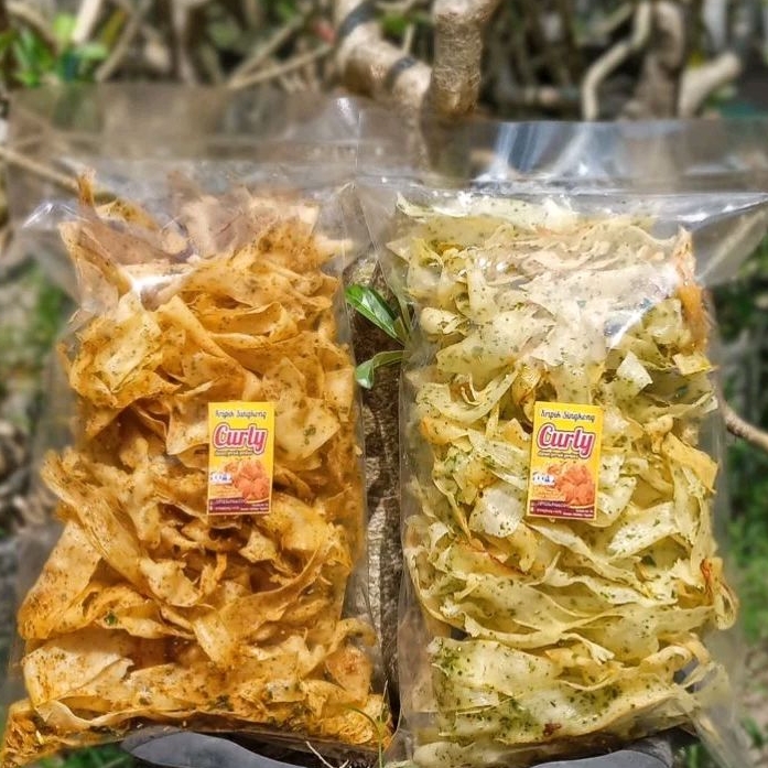 

keripik singkong pedas daun jeruk /keripik singkong curly