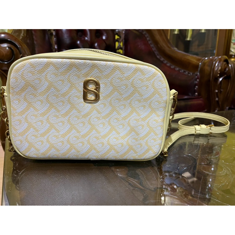 Bimu Crossbody Bag Buttonscarves