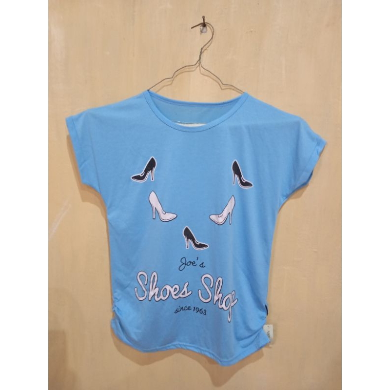 kaos atasan wanita warna biru