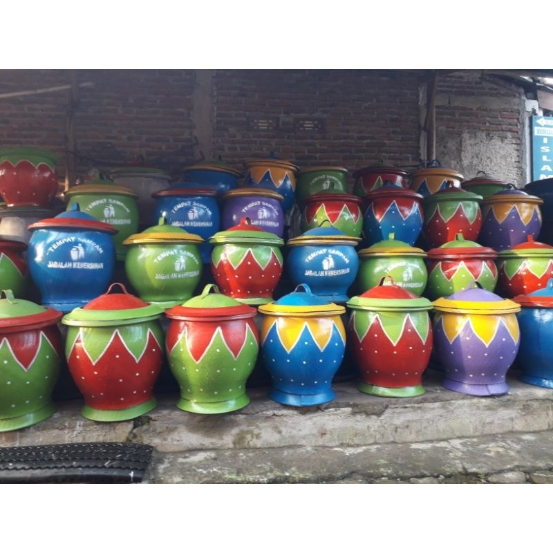 BAK SAMPAH KARET LEBIH UNIK SEHAT CERIA DAN AWET