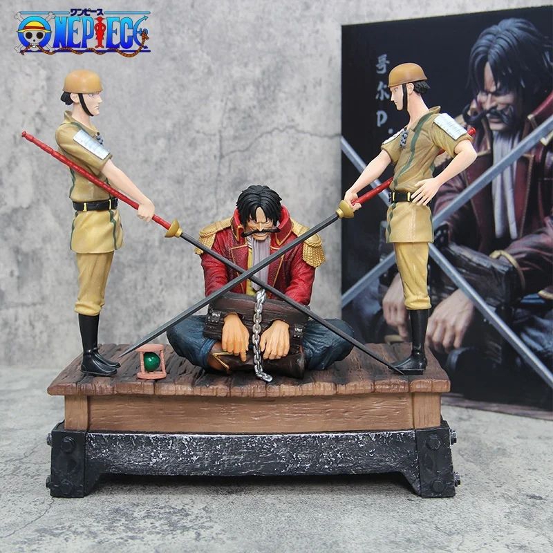 Action Figure One Piece Anime Gol D Roger Penggal Statue Collection