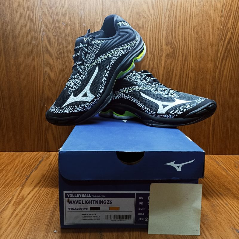 Sepatu Volley Mizuno Wave Lightning Z6 (Black/White/Yellow) 100% ORIGINAL