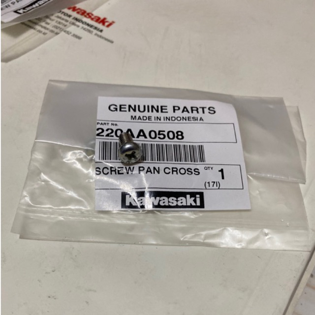 BAUT COVER JARING RADIATOR SCREW PAN CROS KAWASAKI NINJA 150 KR RR R ORIGINAL ORI ASLI 220C0508