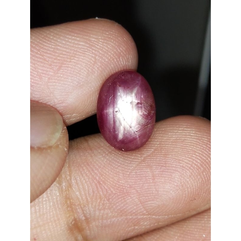 Natural Ruby Star 12x9x4 mm 5.2 Ct Kristal Fatwa Merah Delima Oval Cabochon Code 1021