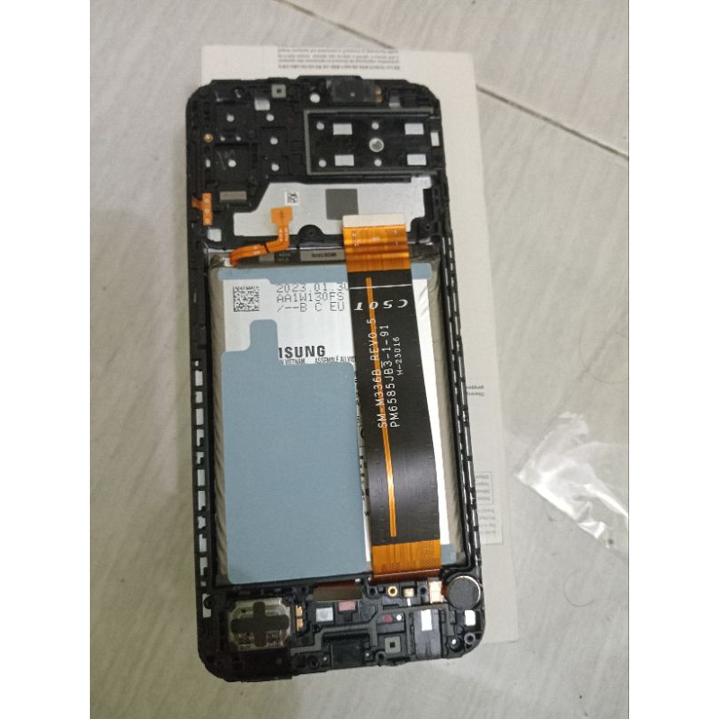 lcd copotan samsung a13 original dan sepaket dengan baterai samsung a13 original