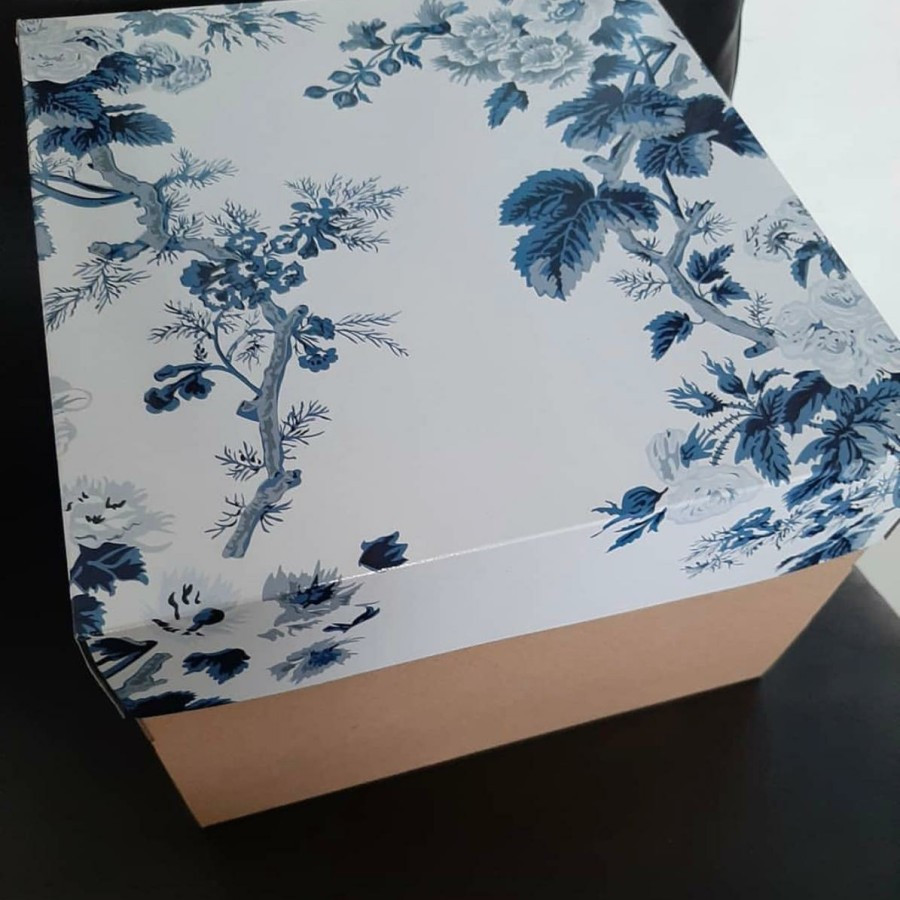 

(3 pcs) kardus motif bunga packaging cake ultah dus kotak pudding box kue brownies kotak kado souvenir hampers 30x30 cm