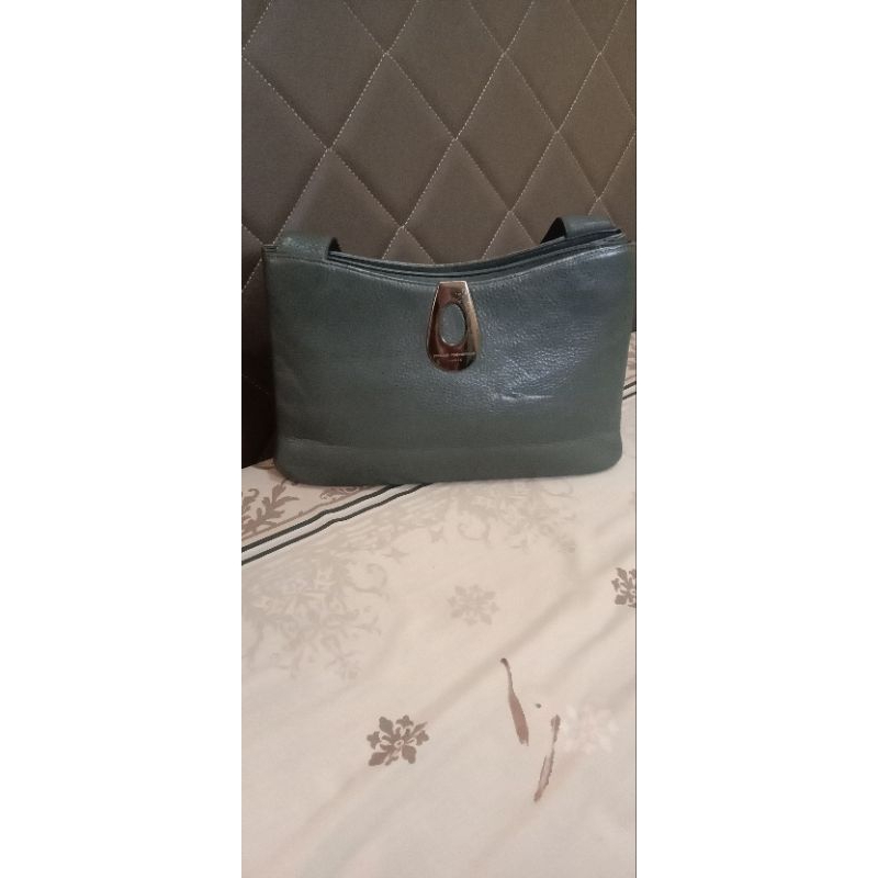 Tas kulit asli preloved model long shoulder  branded