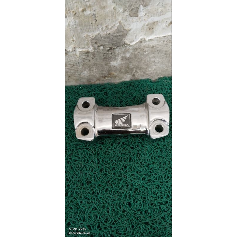 raiser stir CBR penjepit stang stir original crom