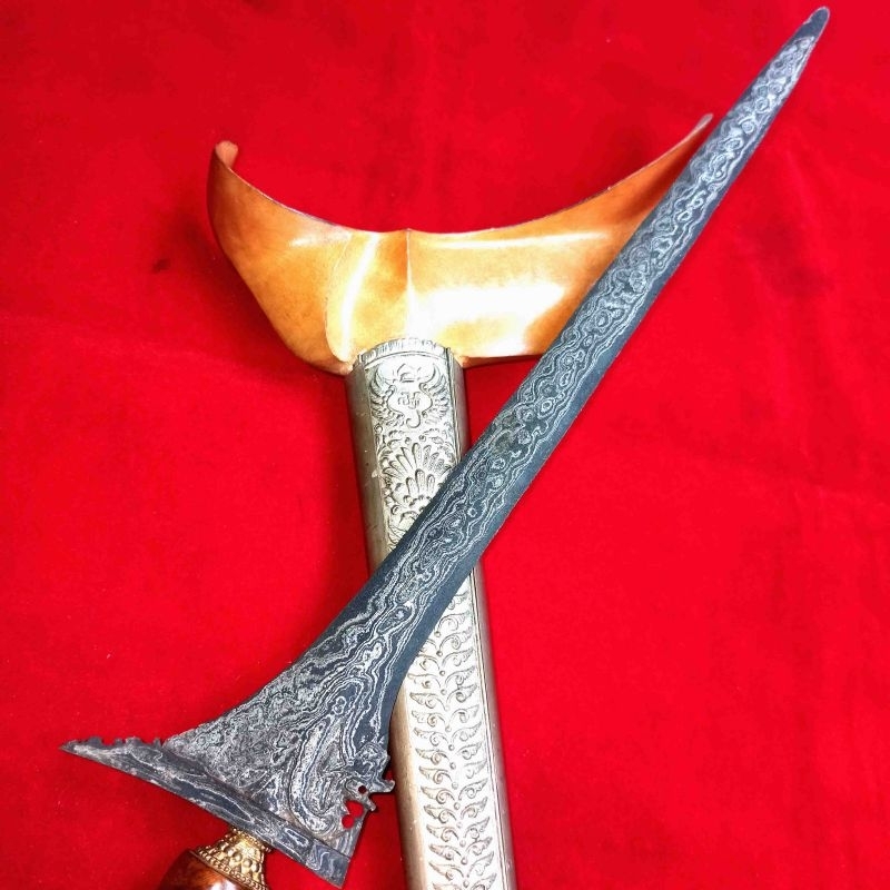 Keris Naga Siluman Pamor Wahyu Tumurun Matatam Kartosuro
