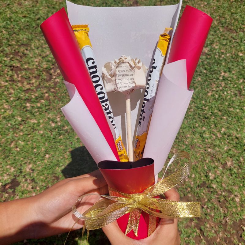 BUKET SNACK CHOCOLATOS BUNGA KERTAS