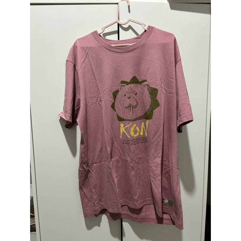 Kaos Oversize Uniqlo