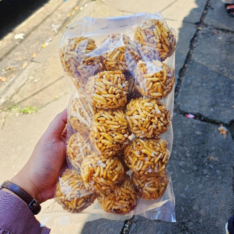 

Bola Ubi Manis Snack Jadul Murah Meriah Mang Odod Riki Khas Cimahi Bandung