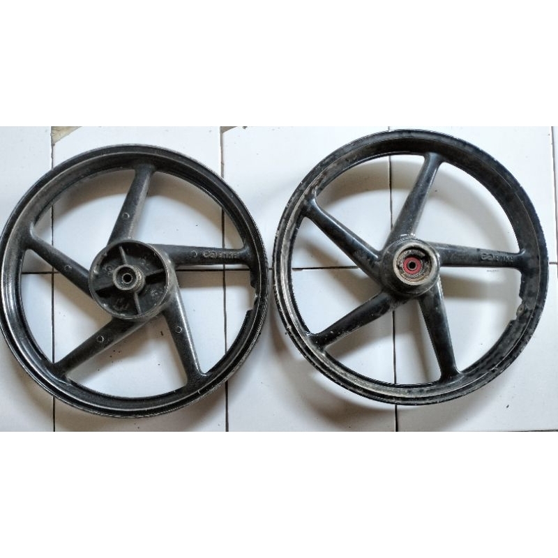 Velg pelek ENKEI satria 2tak tromol single disc all suzuki