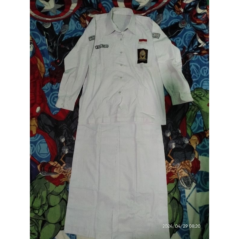 beragam stell seragam SMA cewek preloved good condition