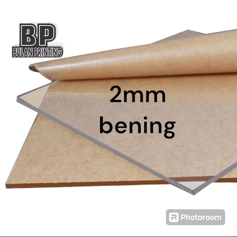 

potongan akrilik A6 15×10 2mm ( bening )