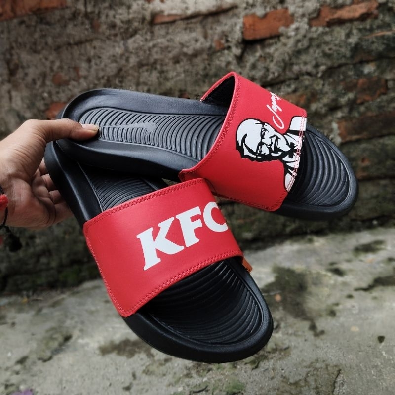Sandal slide pria KFC red black