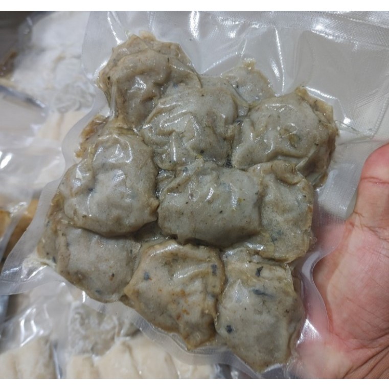 

paket pempek ikan palembang pempek kulit 500gr cocok untuk pengiriman jauh