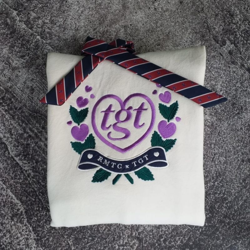 Pullover Hoodie Romantic Crown x Targetto (L)