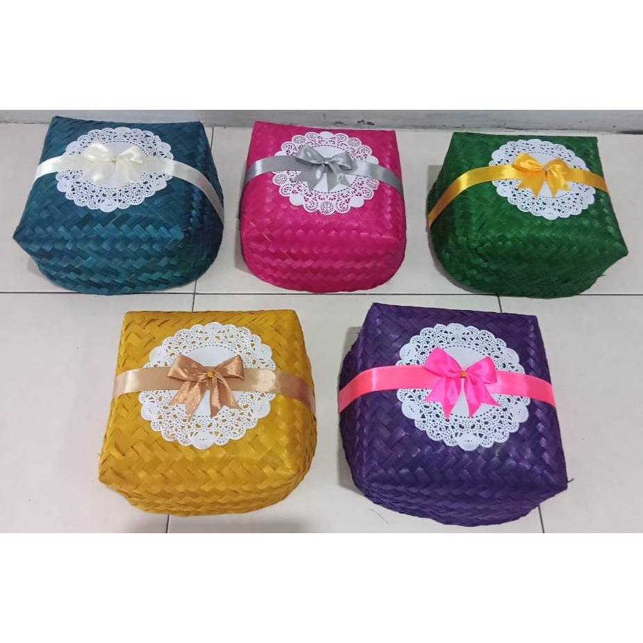 BESEK BAMBU WARNA DENGAN PITA DAN RENDA (mohon menghubungi seller)
