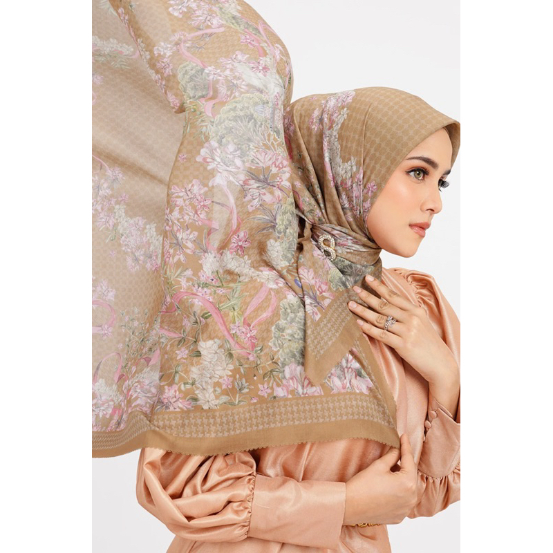 Preloved good condition Buttonscarves Al Aqsa Voile Square - Cinnamon XL