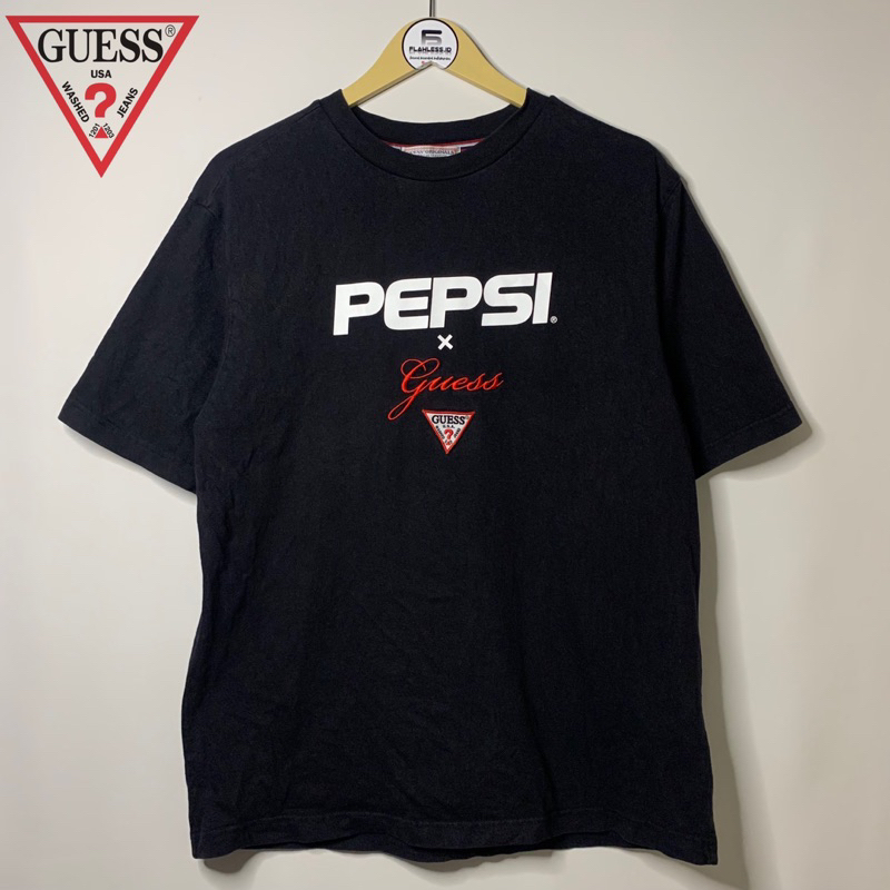 bundling tshirt GUESSxPEPSI + celana nike running