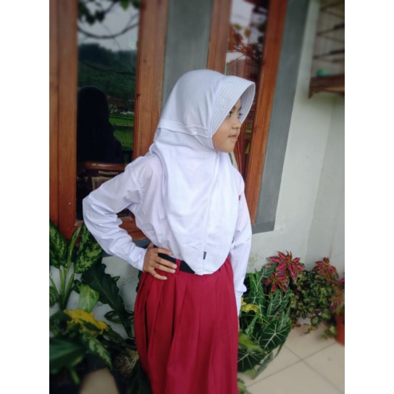 

seragam sekolah sd smp sma dan pramuka