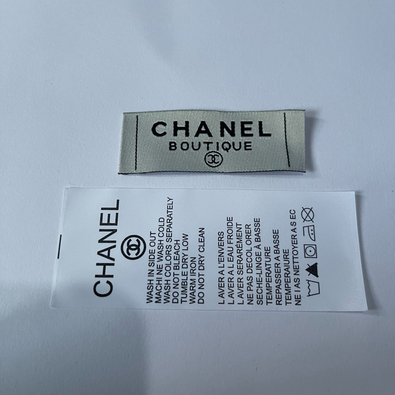 

alba_storez label tag chanel