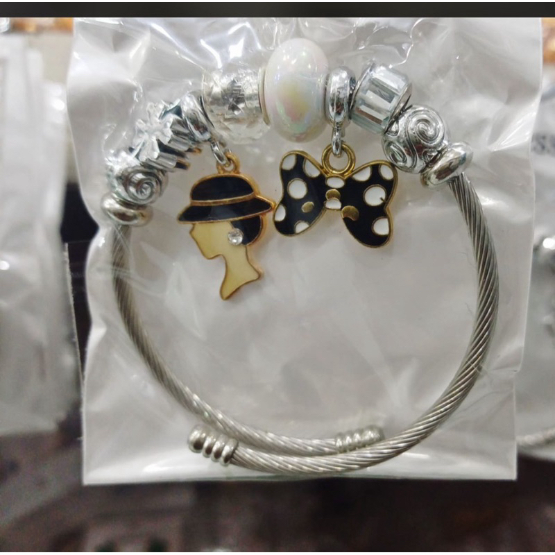 Gelang pandora viral titanium