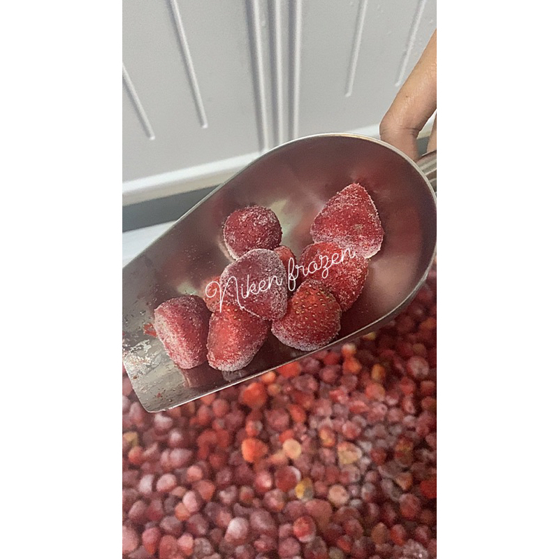 strawberry frozen 1kg / stoberi frozen/ stoberi beku/strawberry fresh