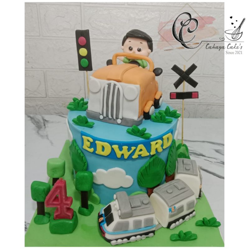 

Kue Ulang Tahun Mobil / Kue Ultah Kereta Api / Train Cake / Car Cake