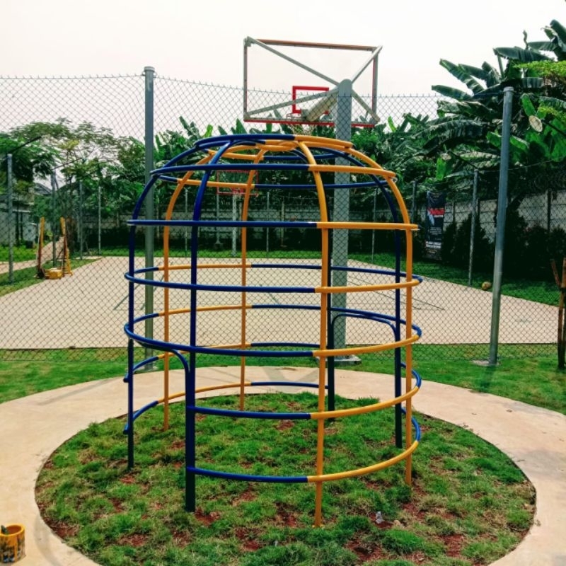 mainan panjatan anak