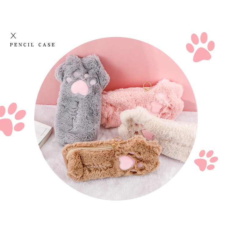 

HenJO Tempat Pensil Bulu/ Pouch Make Up Bulu Cat Paw