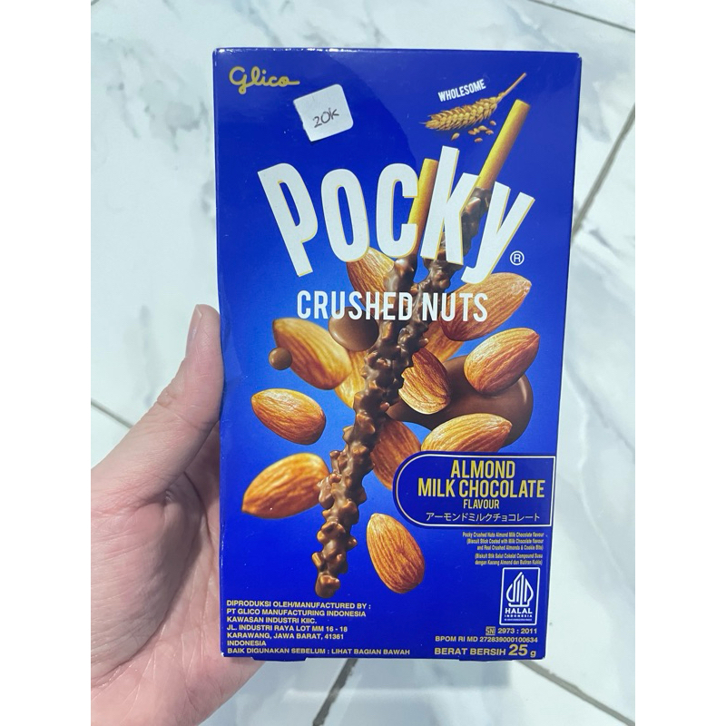 

POCKY ALMOND MILK / CHOCOLATE / STRAWBERRY / DOUBLE CHOCO / COOKIES & CREAM