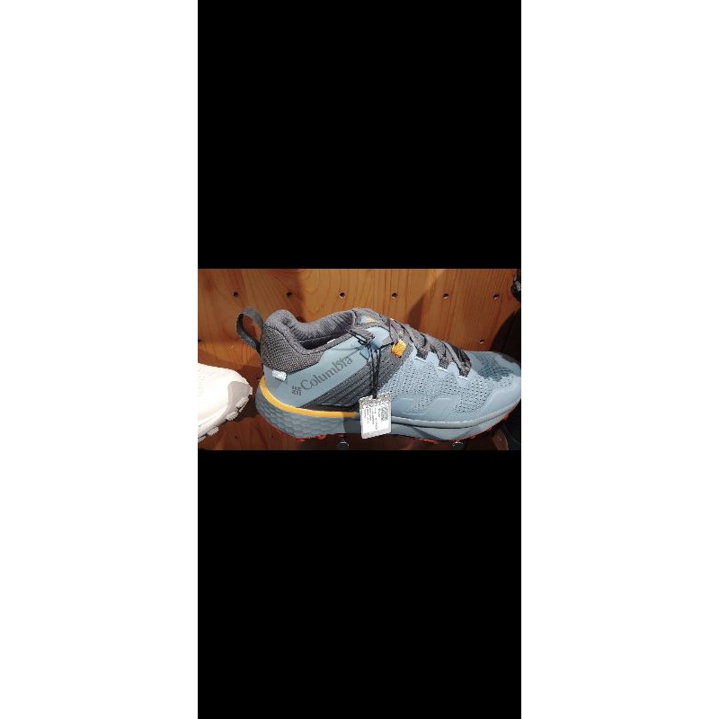 COLUMBIA SHOES HIKING