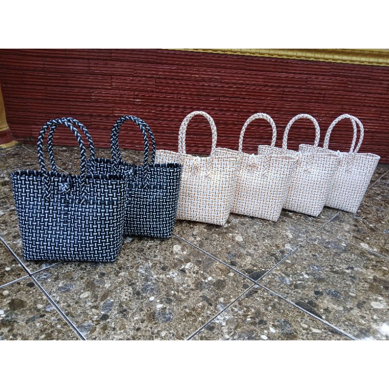 TAS ANYAMAN PLASTIK JALI/TAS WANITA/TAS SOUVENIR/TAS ANYAM MURAH