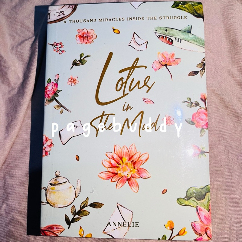 Buku Lotus in The Mud