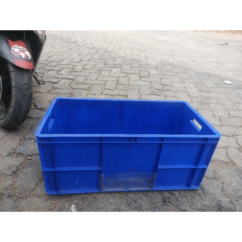 Box container rabbit type 6656, box plastik, bekas