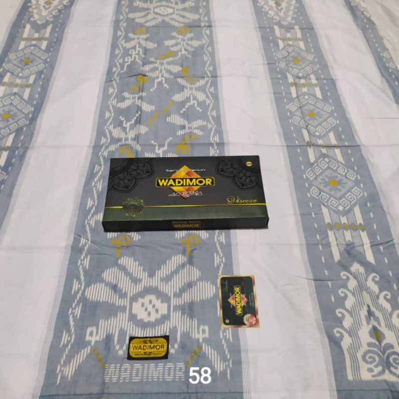 Sarung Tenun Wadimor Kembang Lilin Pria Sarung Songket Sarung Wadimor