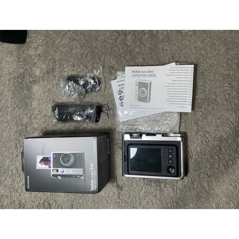 (Kamera Second) FUJIFILM Instax Mini Evo Hybrid Instant Hybrid Camera / best seller / kamera analog 