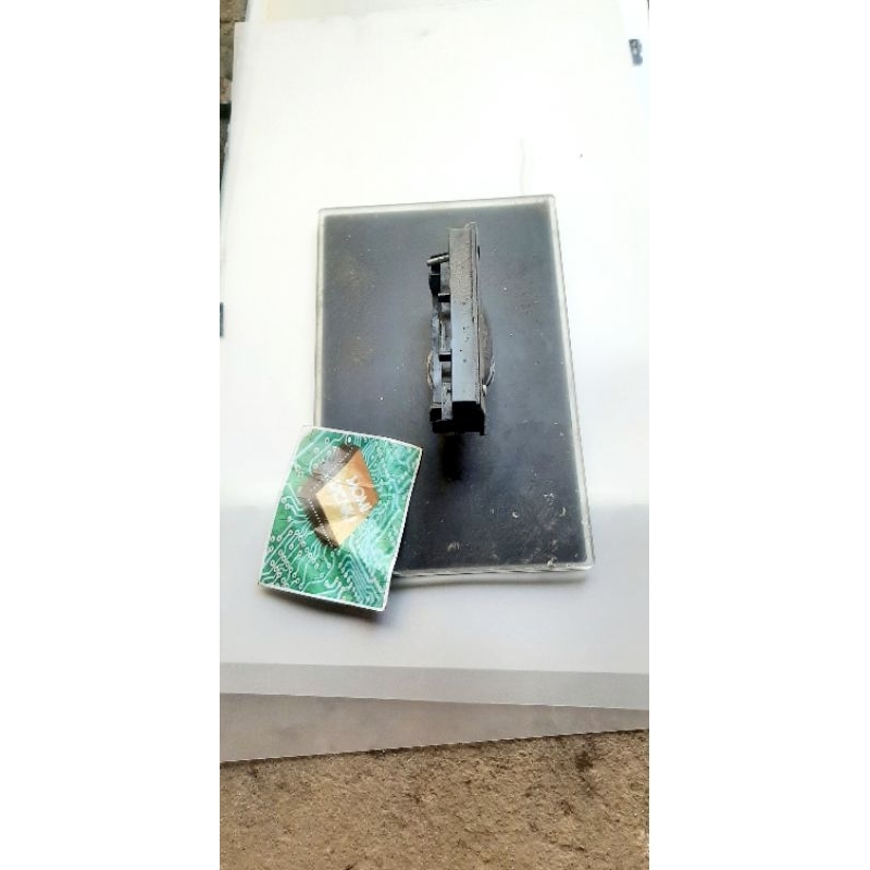 PLD24D552 PLD 24D552 STAND KAKI POLYTRON