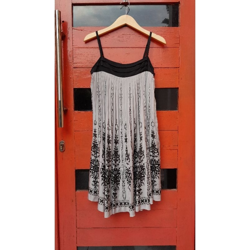 Dress Satin Hitam