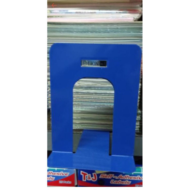

Hemat Biaya Penyangga buku besi Lion 2 pcs pembatas buku