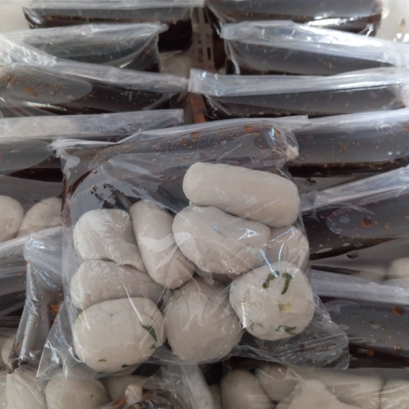 

Pempek isi 10