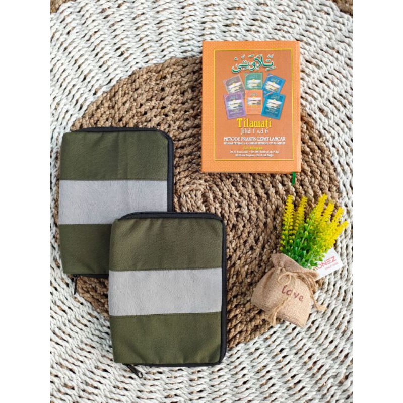 

SAMPUL QURAN HADIST TILAWATIL HANYA SAMPUL SAJA