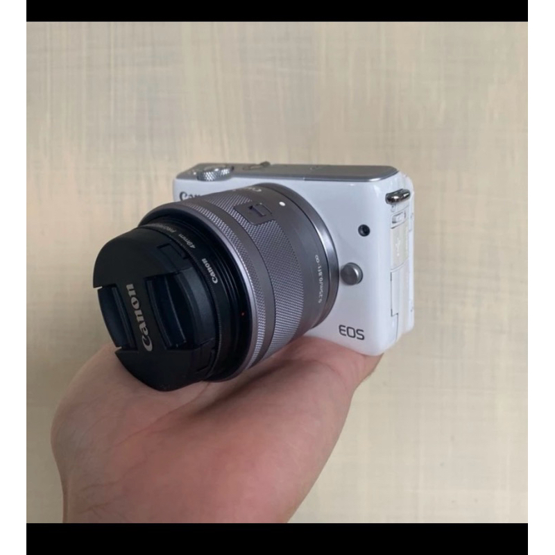 kamera canon m10