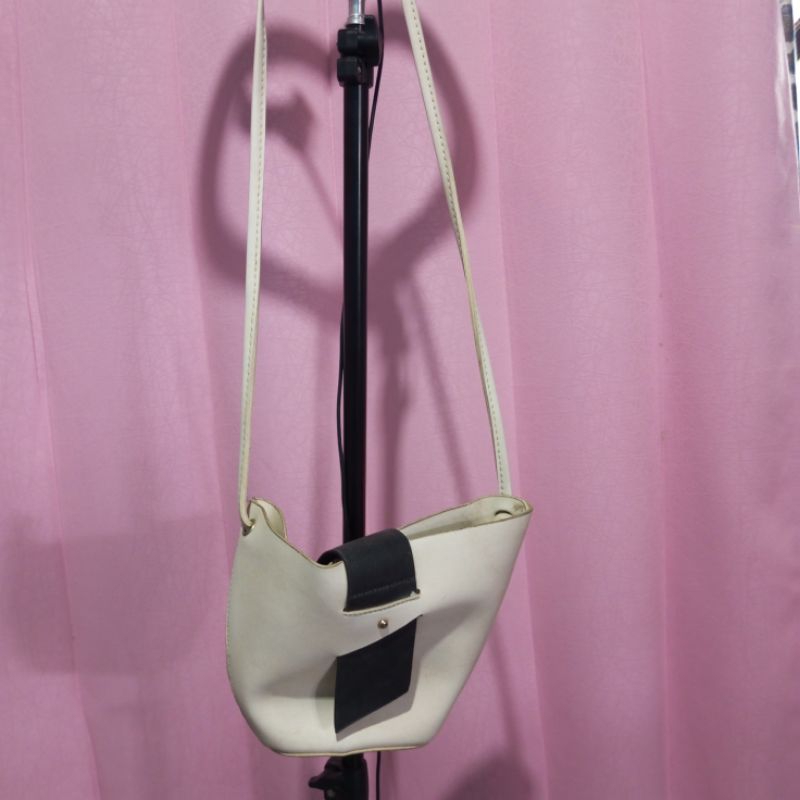 Miniso Bag (PRODUK FREE JIKA BELI 2 BARANG)