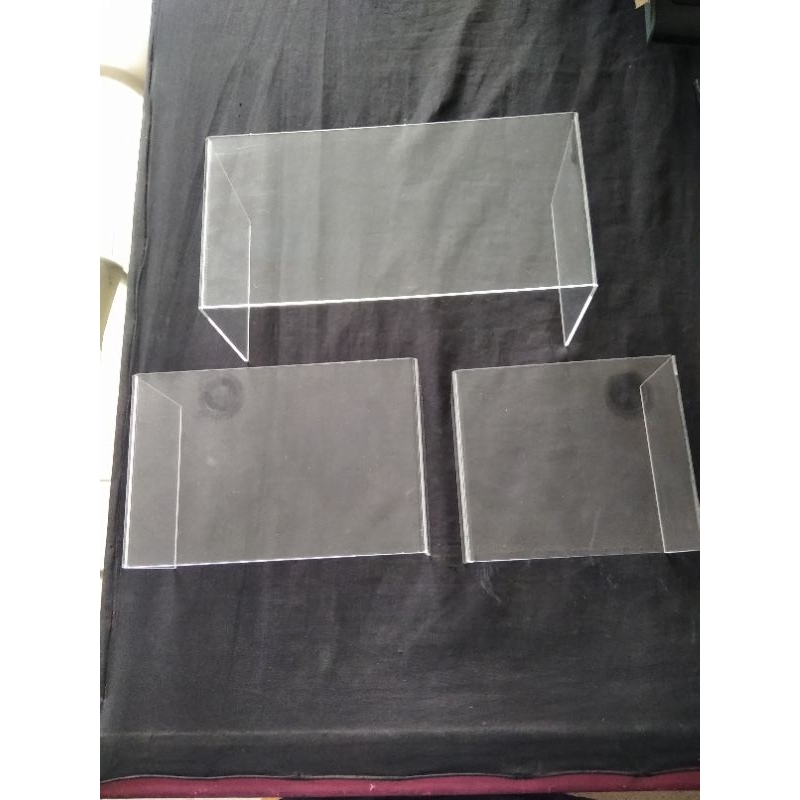 Rak Display Pajangan Tas Aksesoris Perhiasan Akrilik Tempat Aksesoris