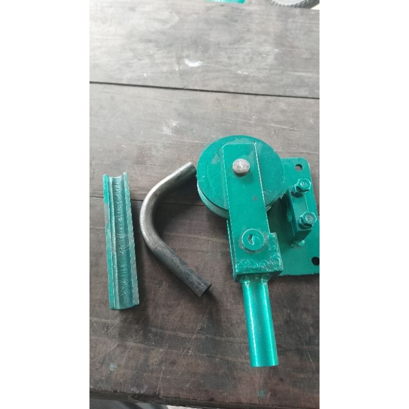 Roll bending pipa besi OD 20mm 2cm penekuk pembengkok manual